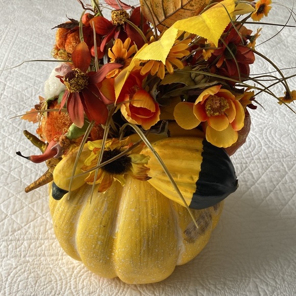 Mark Roberts Pumpkin Gourd Fairy Fall Bouquet Botanical Decor Limited Edition - Picture 9 of 15